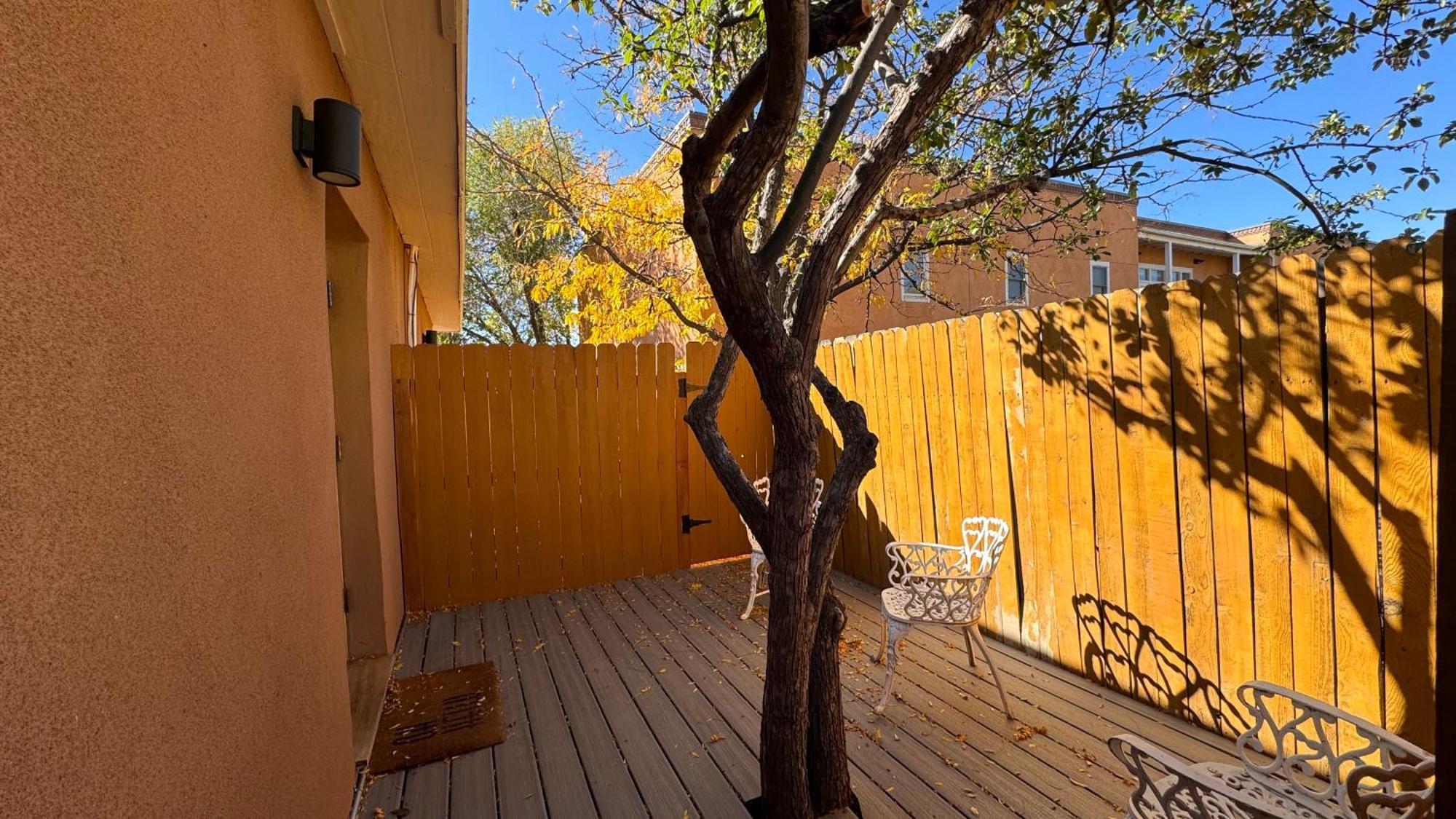 The Parador Santa Fe Exterior photo